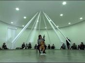 Bienal Lyon 2018: obra Marcelo Brodsky entre mundos flotantes esta edición