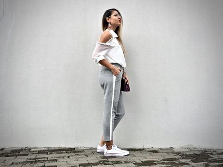 WHITE & GREY WHITE & GREY