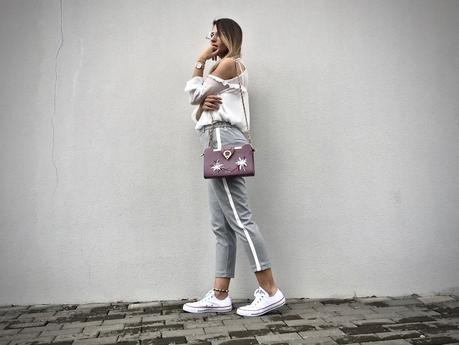 WHITE & GREY WHITE & GREY