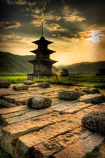Pagoda de Hwangnyongsa, o Templo del Dragón Dorado Pagoda de Hwangnyongsa, o Templo del Dragón Dorado