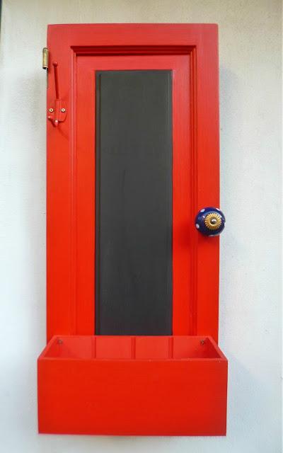 Reciclar puerta de mueble Reciclar puerta de mueble