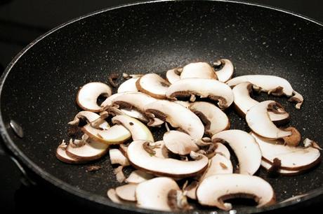 Ensalada de Gulas con brotes tiernos Ensalada de Gulas con brotes tiernos