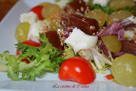 Ensalada de uvas con queso y membrillo Ensalada de uvas con queso y membrillo