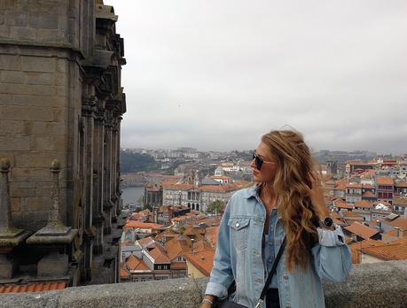 Total look denim en Oporto Total look denim en Oporto