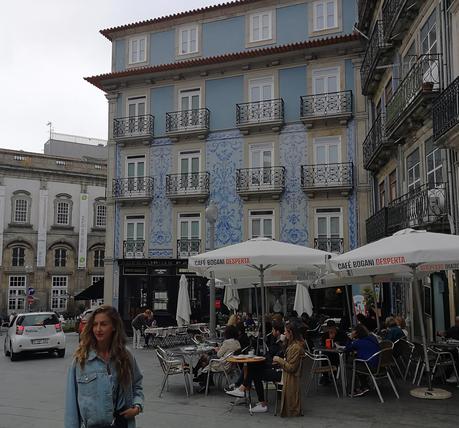 Total look denim en Oporto Total look denim en Oporto