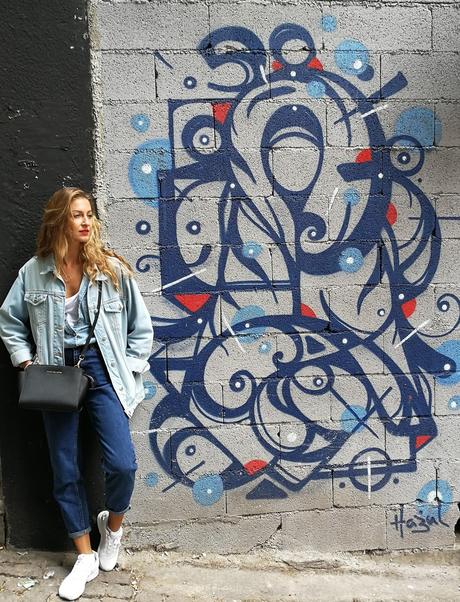Total look denim en Oporto Total look denim en Oporto