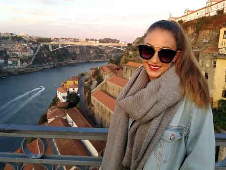 Total look denim en Oporto Total look denim en Oporto