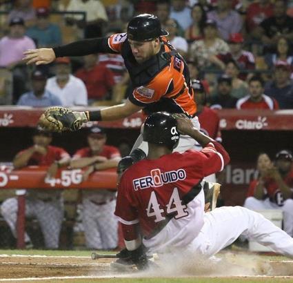 Leones derrotan a Toros que no salen de mala racha.