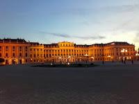 Aventuras en Viena - Por Catulo Bernal