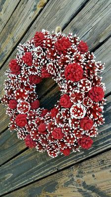 Decoración navideña con piñas muy fácil de hacer