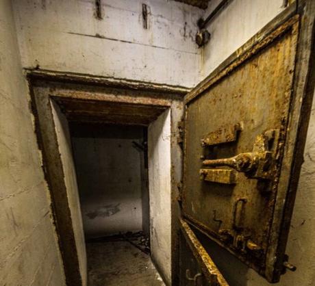 El bunker secreto de Hitler en Francia. El bunker secreto de Hitler en Francia.