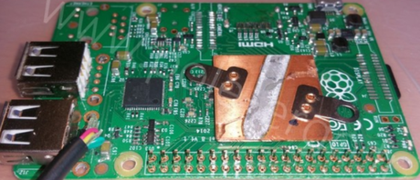 Miniportatil basado en una Raspberry Pi 3 Miniportatil basado en una Raspberry Pi 3