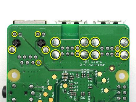 Miniportatil basado en una Raspberry Pi 3 Miniportatil basado en una Raspberry Pi 3