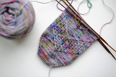 Speckles Socks KAL