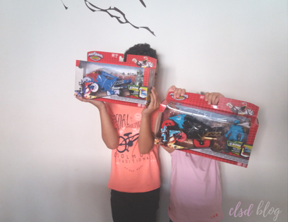 LAS NUEVAS MOTOS TRANSFORMACIÓN DINO SUPER CHARGE LAS NUEVAS MOTOS TRANSFORMACIÓN DINO SUPER CHARGE