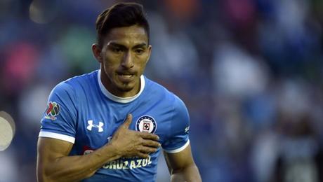 Ángel Mena no opina sobre lo dicho por su técnico