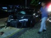 Alan Pulido sufre accidente automovilístico