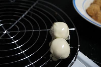 Cake pops para Halloween- Momias