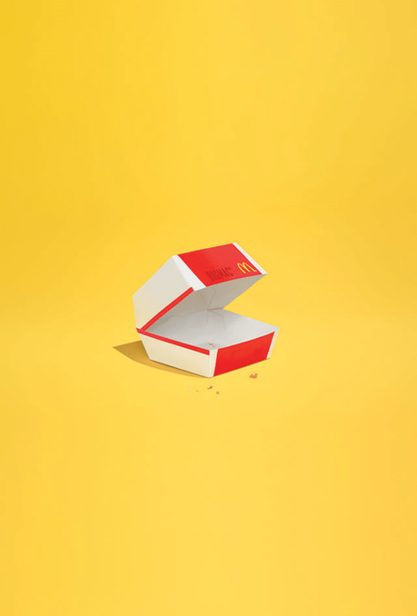 McDonald’s lleva el minimalismo al extremo en esta campaña gráfica