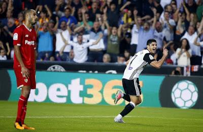 Crónica Valencia CF 4 - Sevilla FC 0 Crónica Valencia CF 4 - Sevilla FC 0