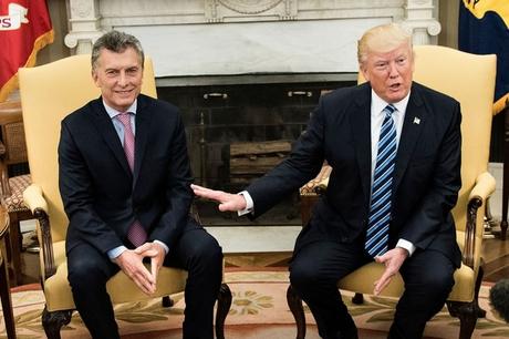 Traspié en las negociaciones con Estados Unidos: Donald Trump fijó aranceles antidumping al biodiésel argentino El encuentro entre Macri y Trump en Estados Unidos (AFP)