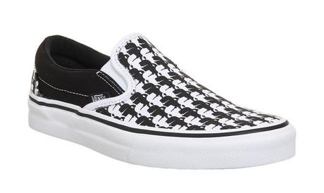 Vans x KARL LAGERFELD. Las Sneakers Off The Wall del Kaiser de la moda vans karl lagerfeld damero