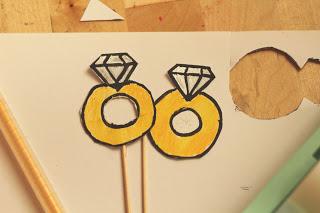 Como hacer topper de anillos para cupcakes