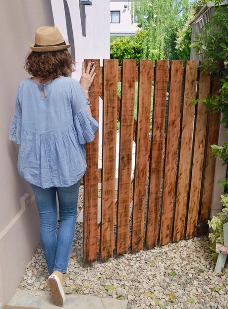 Estrenando tranquera: renovada y protegida con Cetol