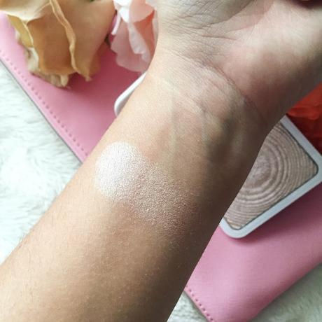 Iluminador Golden Sand de Models Own Iluminador Golden Sand de Models Own