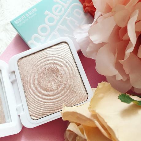 Iluminador Golden Sand de Models Own Iluminador Golden Sand de Models Own