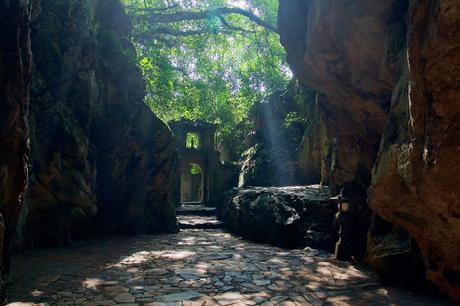 CRÓNICAS DE INDOCHINA: DA NANG Y LAS MONTAÑAS DE MÁRMOL