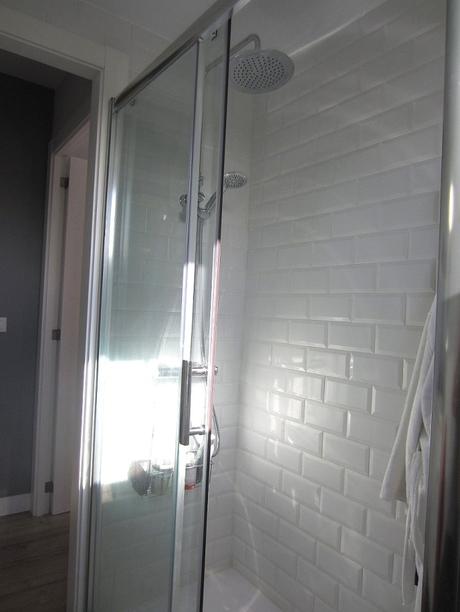 Hogares de nuestros lectores – El pequeño piso reformado de Lourdes