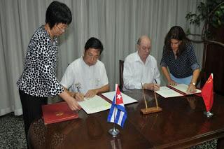 Cuba y China firman importantes acuerdos y beneficios económicos