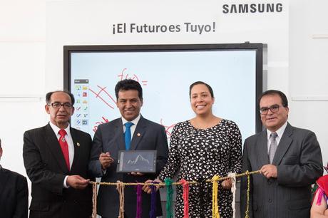 Descubre el Samsung Smart School de Cusco