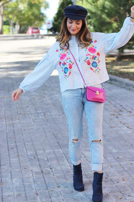 Como combinar blusa con bordados