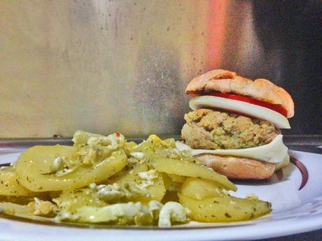 Receta casera de Hamburguesa de ternera marinada con canonigos