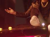 Daddy Yankee Bunny unen para mezclar reggaetón trap partes iguales nuevo último tema, ‘Vuelve’.