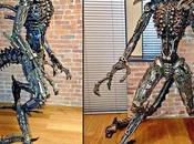 Escultura Alíen metal chatarra auto