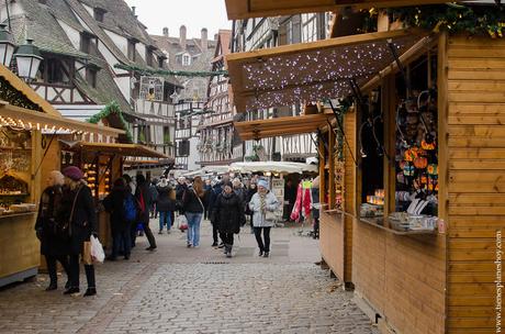 Mercado Navidad Petite France Estrasburgo
