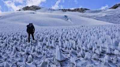 penitentes glaciares entre los top 10 fenómenos naturales mas increíbles 