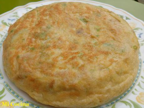 TORTILLA DE AGUACATE Y ATUN