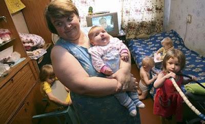 nadia entre los 10 recién nacidos mas grandes del mundo