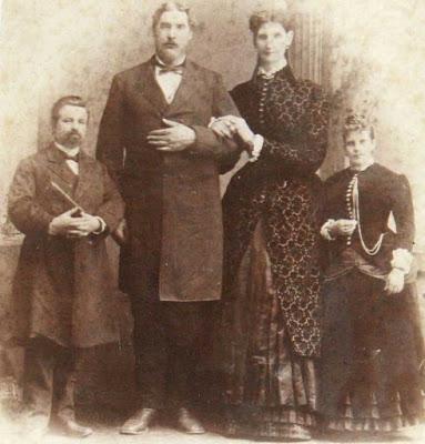 Anna Bates Anna bates entre los 10 recién nacidos mas grandes del mundo