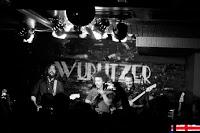 51 Grados y Edu Molina en Wurlitzer Ballroom