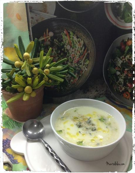 Crema de coliflor y calabacín con queso azul