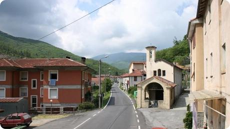 Bormida, la historia de un pueblo cuyo intendente paga 2.000 euros por cada nuevo residente. Bormida, la historia de un pueblo cuyo intendente paga 2.000 euros por cada nuevo residente.