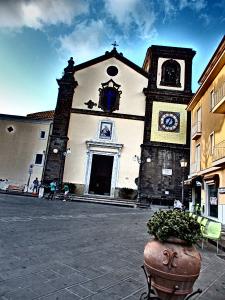 En Sorrento, Sant´Agata sui Due Golfi, Carmelitas del Desierto