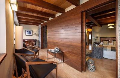 Casa de Campo Remodelada en Estilo Rustico