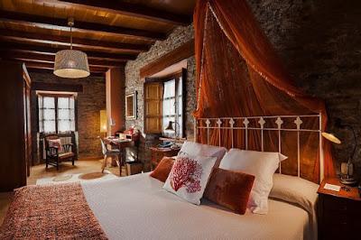 Casa de Campo Remodelada en Estilo Rustico