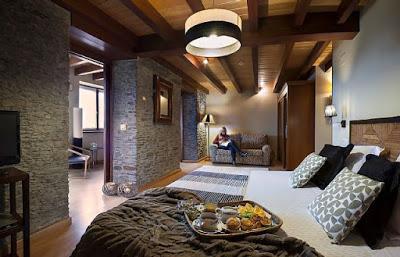 Casa de Campo Remodelada en Estilo Rustico